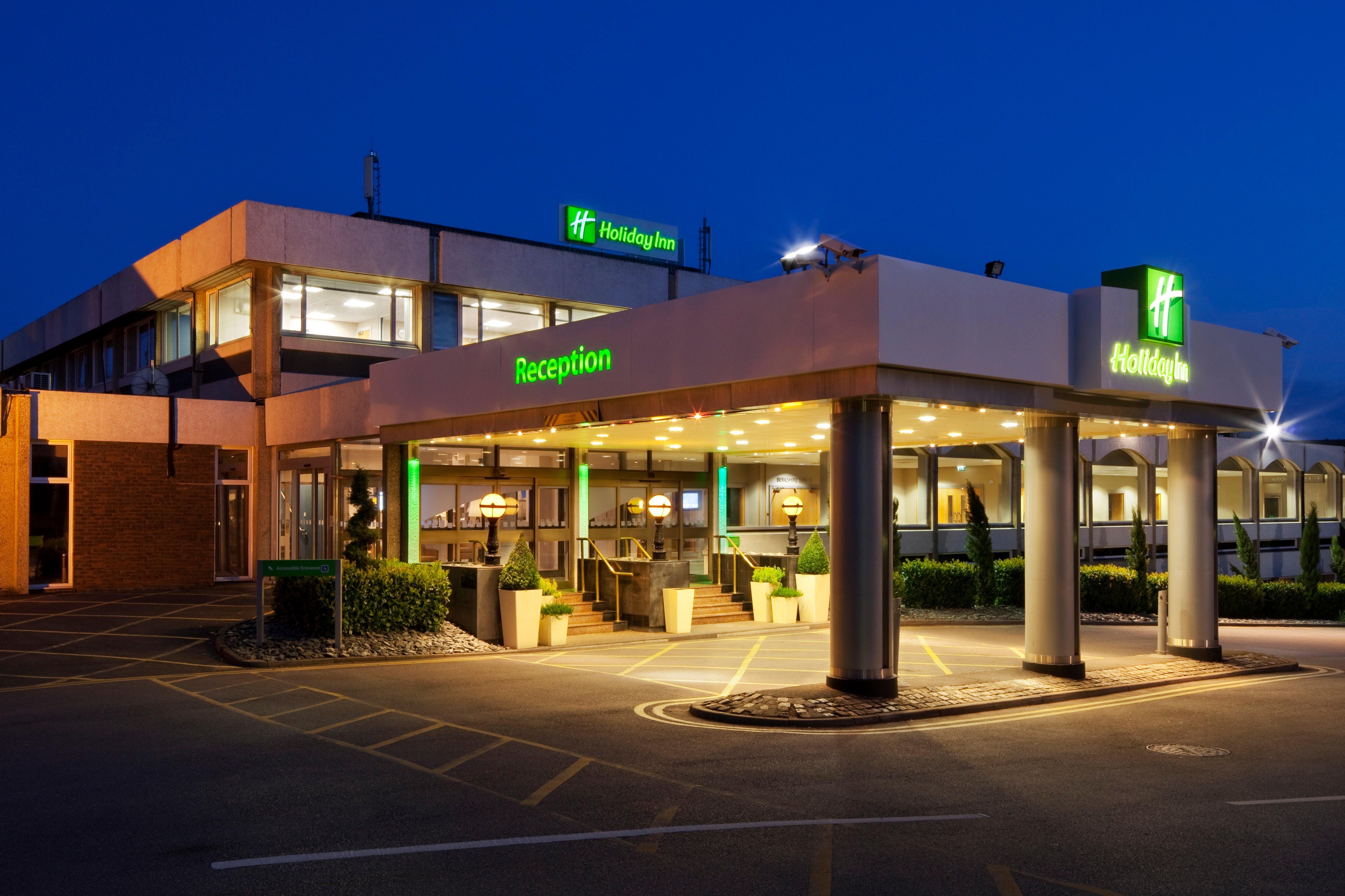 Holiday Inn Maidenhead Windsor, An Ihg Hotel Exteriör bild